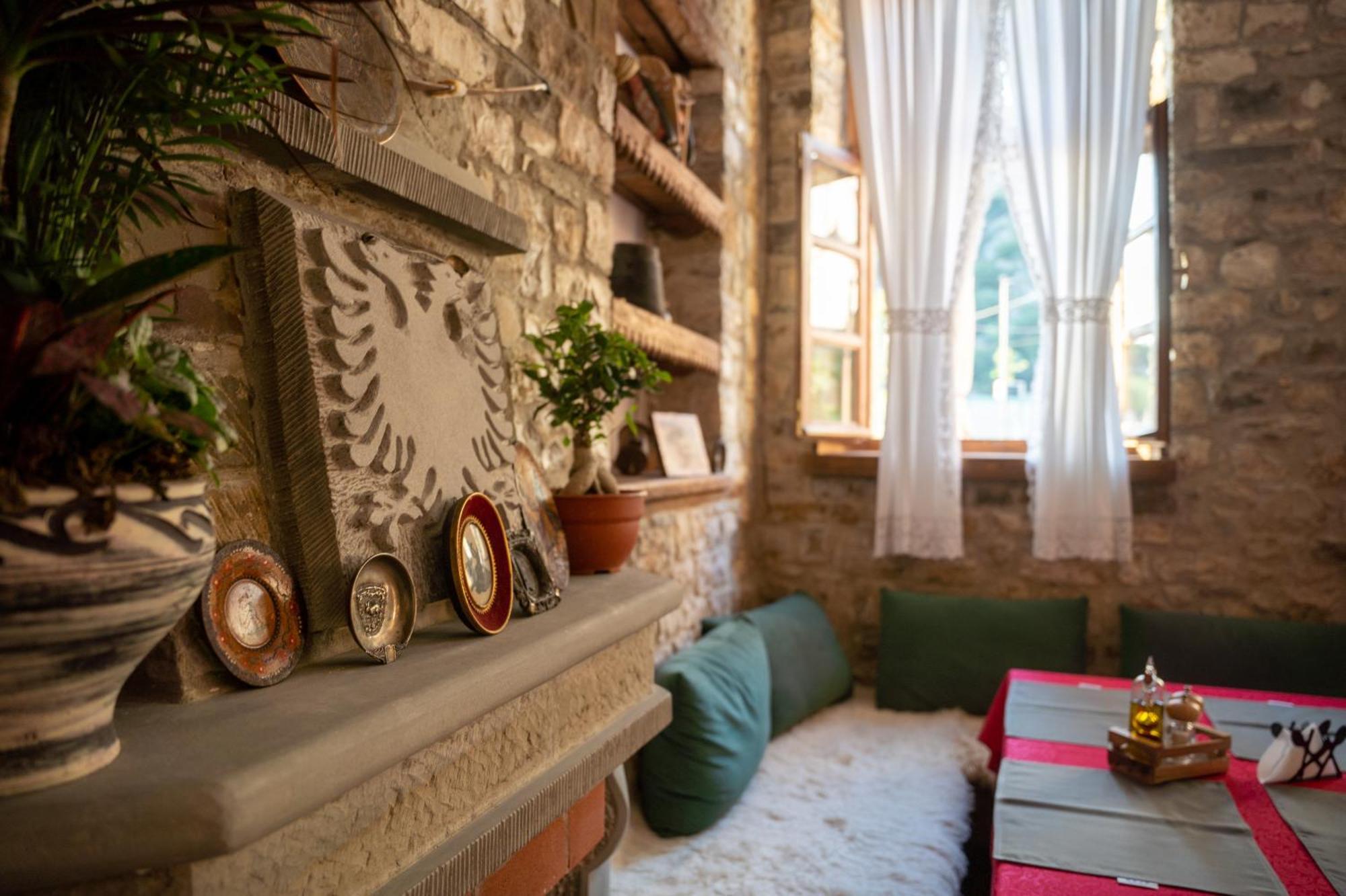 Hotel Kapllani Берат Экстерьер фото